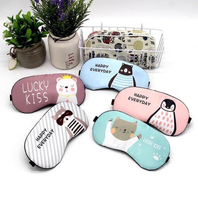 BỊT MẮT NGỦ KÈM TÚI NƯỚC