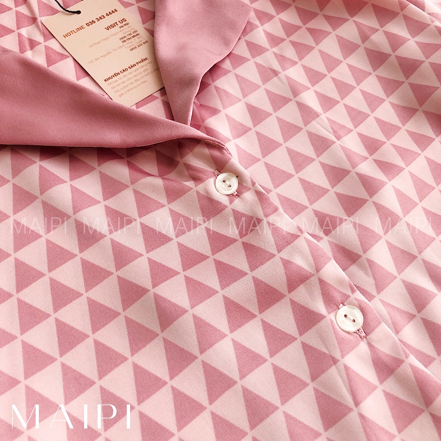 Đồ bộ mặc nhà Peony họa tiết, chất liệu lụa mềm mại, kiểu dáng thời trang thanh lịch cho nàng thiết kế by MAIPI | BigBuy360 - bigbuy360.vn