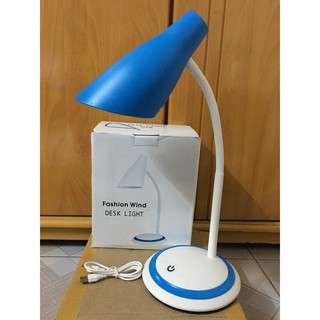 ĐÈN BÀN LED CHỐNG CẬN CẢM ỨNG - DESK LIGHT USB st105