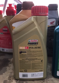 Dầu nhớt xe số 800ml castrol