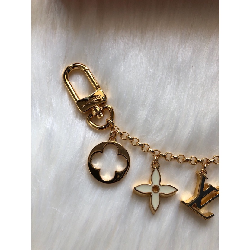 Móc khóa phối năm mặt bông hoa 2021 bằng đồng phong cách retro cho túi