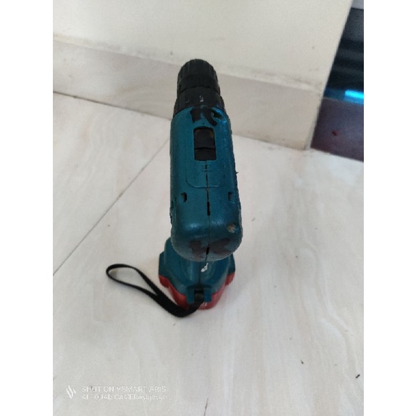 Thân máy + vỏ pin Makita 12v