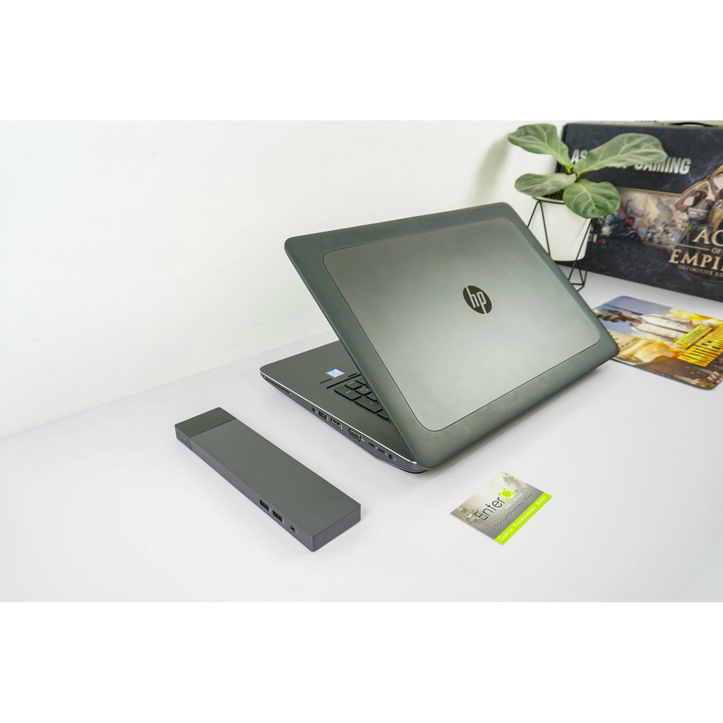 HP Zbook 17 G4 Xeon E3-1535M v6/ Ram 32GB/ SSD 512/ NVIDIA Quadro P4000 8GB GDDR5/ 17.3 inch