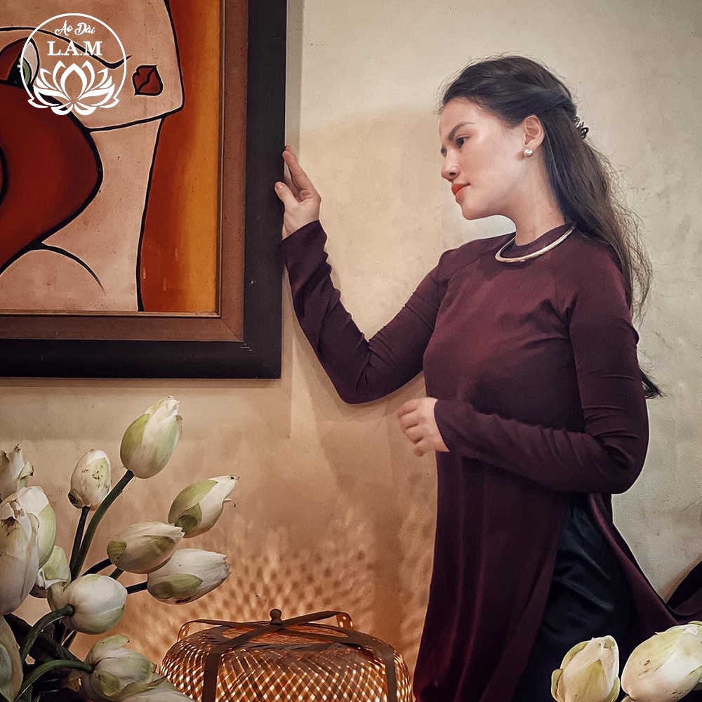 Áo dài dáng suông tone màu trầm, áo dài đi chùa