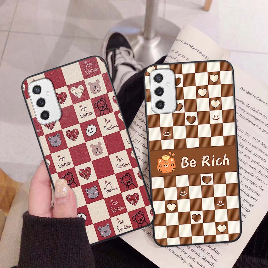 Ốp Samsung M52 5G gấu Bear rick caro vuông thời trang siêu đẹp