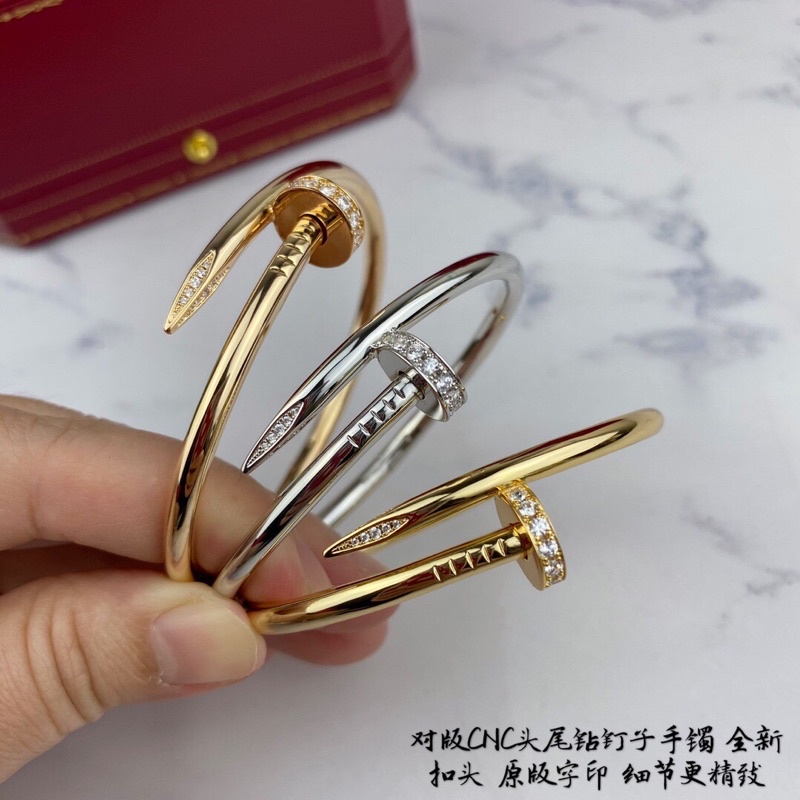 Vòng tay unisex đính đá Cartier Juste Un Clou cao cấp chất liệu kim bạc 925 hợp kim vàng sáng bóng giữ màu lâu