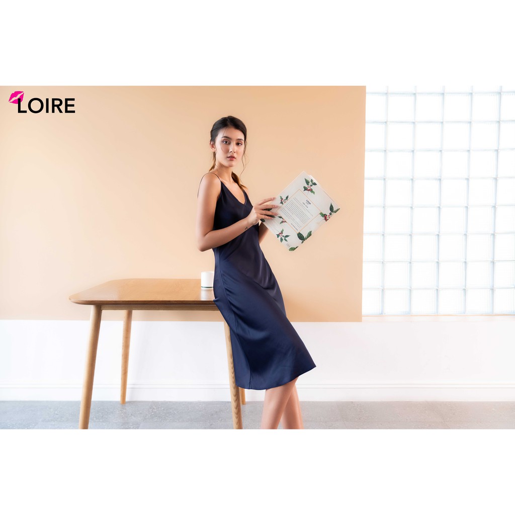 Váy 2 Dây Lụa Cao Cấp Cổ Tim LOIRECHIC LSL04 | BigBuy360 - bigbuy360.vn