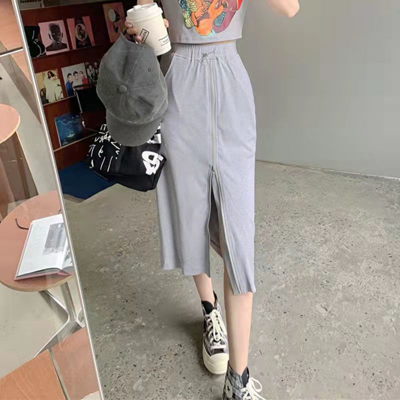 COZOK Set Áo Thun In Chữ + Chân Váy Xẻ Tà Lưng Cao Thời Trang Trẻ Trung Cho Nữ