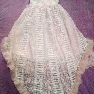 Áo đầm bé gái Lan Hoa gồm 8 chiếc sai cho bé từ 8 kg đến 25 kg, chất liệu vải von, nhiều màu, kiểu dáng đẹp và bắt mắt..