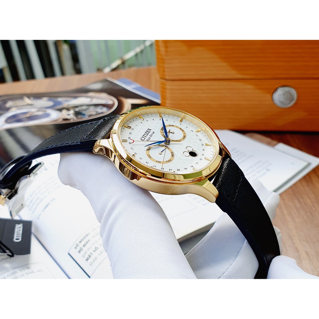 Đồng hồ nam Citizen Eco-Drive Limited Phiên Bản Disney Mickey Mouse AP1058-11W