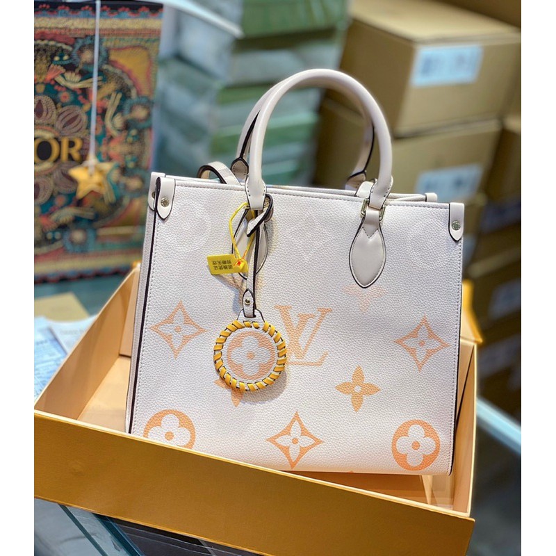 Túi luôn vui tươi  onthego summer 2021 size 35 form chuẩn hoạ tiết mono fullbox nam châm hàng qc 2204