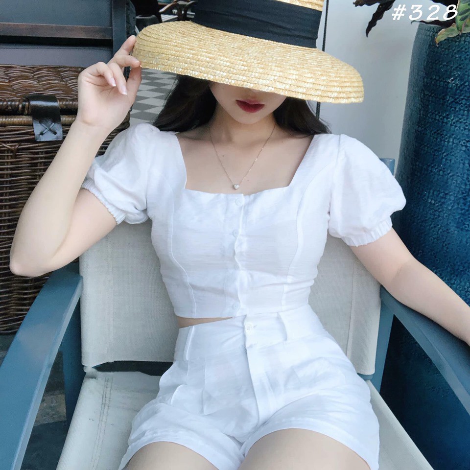 Set short trắng siêu xinh