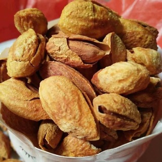 HẠNH NHÂN MỸ RANG BƠ