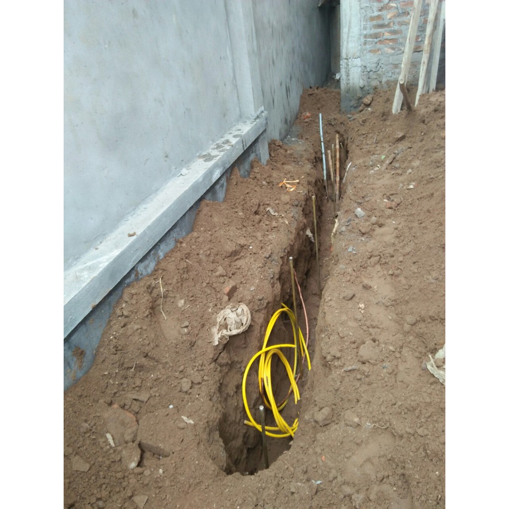 Cọc tiếp địa đồng vàng dài 1m, phi 14, phi 16 (có cả kẹp tiếp địa)