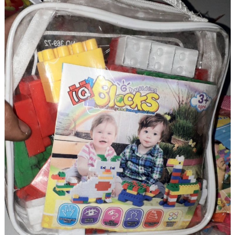 Một bộ giỏ ráp đa năng bằng nhựa có nhiều chi tiết