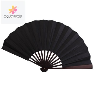 Quạt xếp cầm tay tiện lợi cho hoạt động nhảy múa