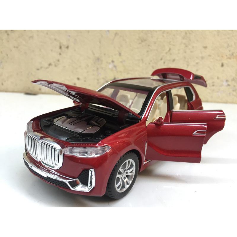 Mô hình xe BMW X7 2019  1:32