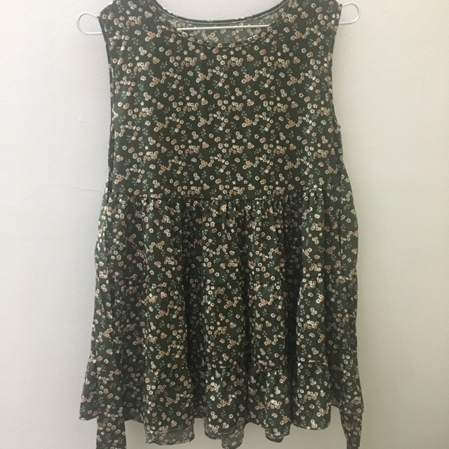 Váy hoa nhí may boutique