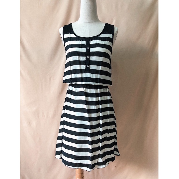 ĐẦM MS037 dài96 fitSM