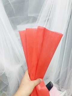 Tập 50 tờ giấy meck lụa gói hoa