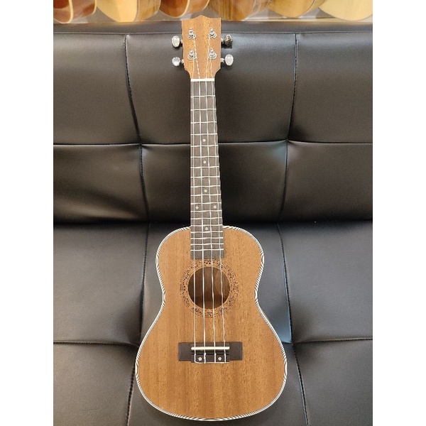 Đàn Ukulele Concert size 23inch Full Gỗ / Hàng Chất Lượng Chính Hãng