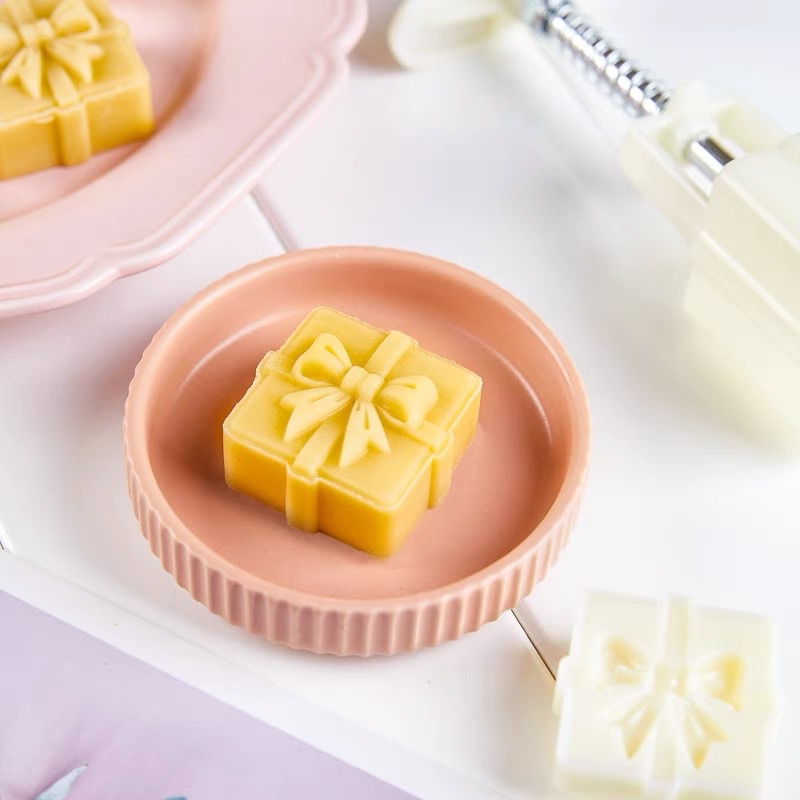 Khuôn lò xo 50g 1 mặt hình hộp quà