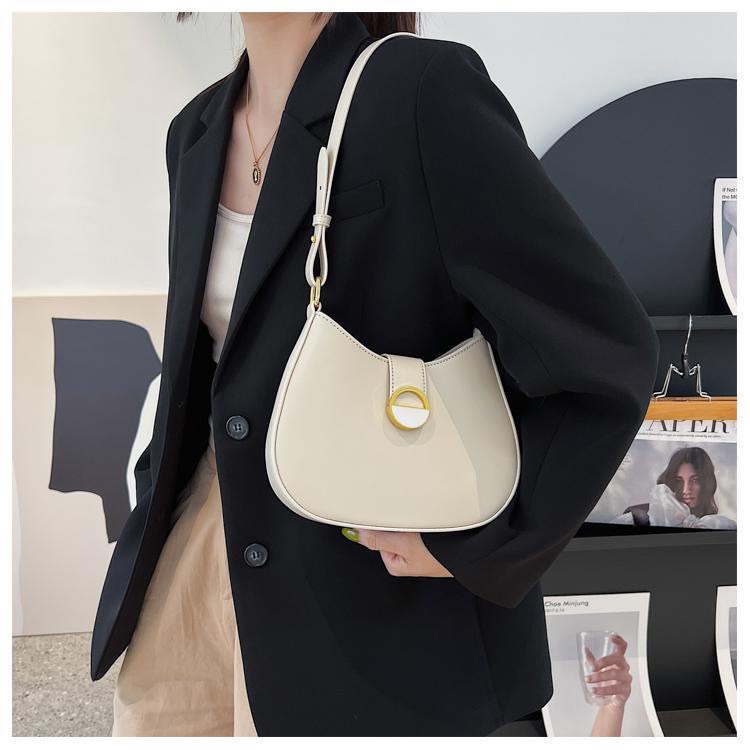 Túi xách đeo chéo nữ thời trang giá rẻ đẹp đi chơi phong cách hàn quốc dễ thương cute DC136