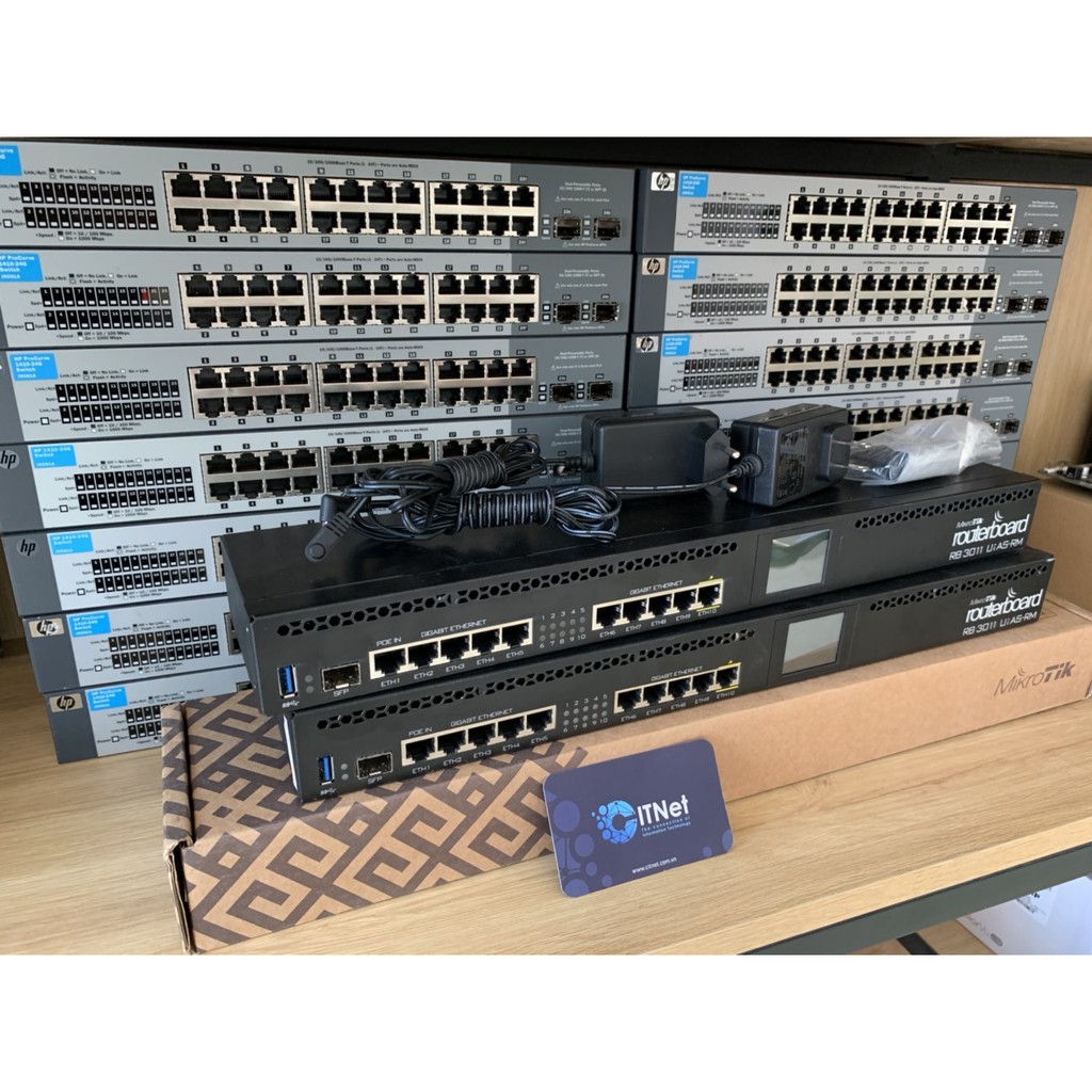 Thiết Bị Cân Bằng Tải Router Mikrotik RB3011UiASRM Hàng Nhập US