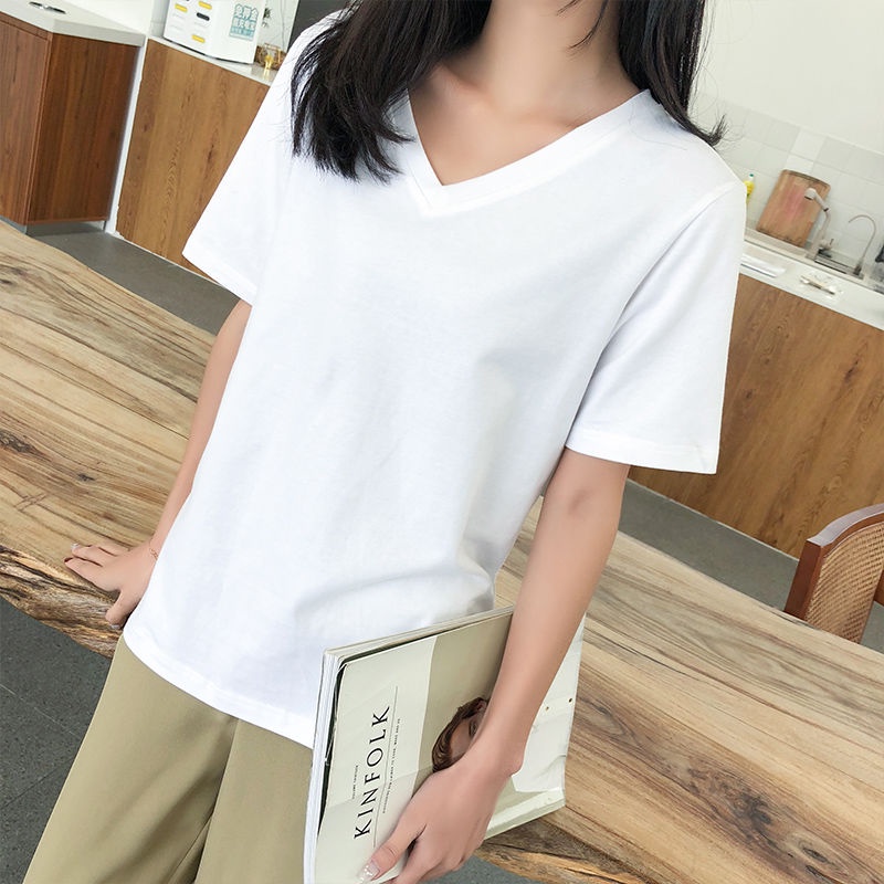 Áo thun nữ cổ tim tay ngắn form rộng unisex