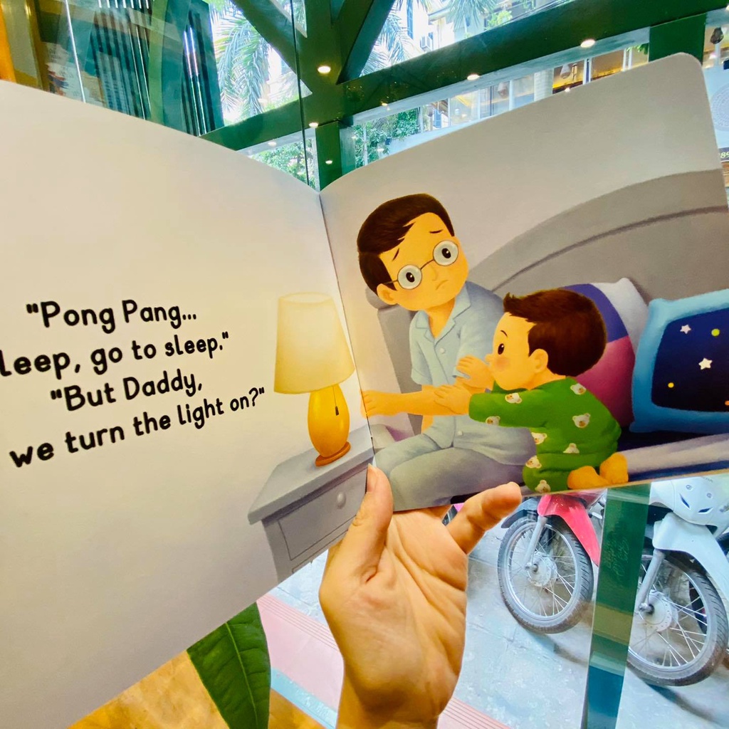 Sách - Bống Bang không muốn đi ngủ - Sách song ngữ Anh Việt cho trẻ từ 1 - 5 tuổi
