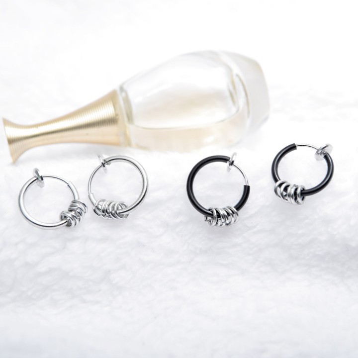 Bông Tai Nam Loại Kẹp Không Cần Bấm Lỗ Tai Titan Không Đen TT 1795