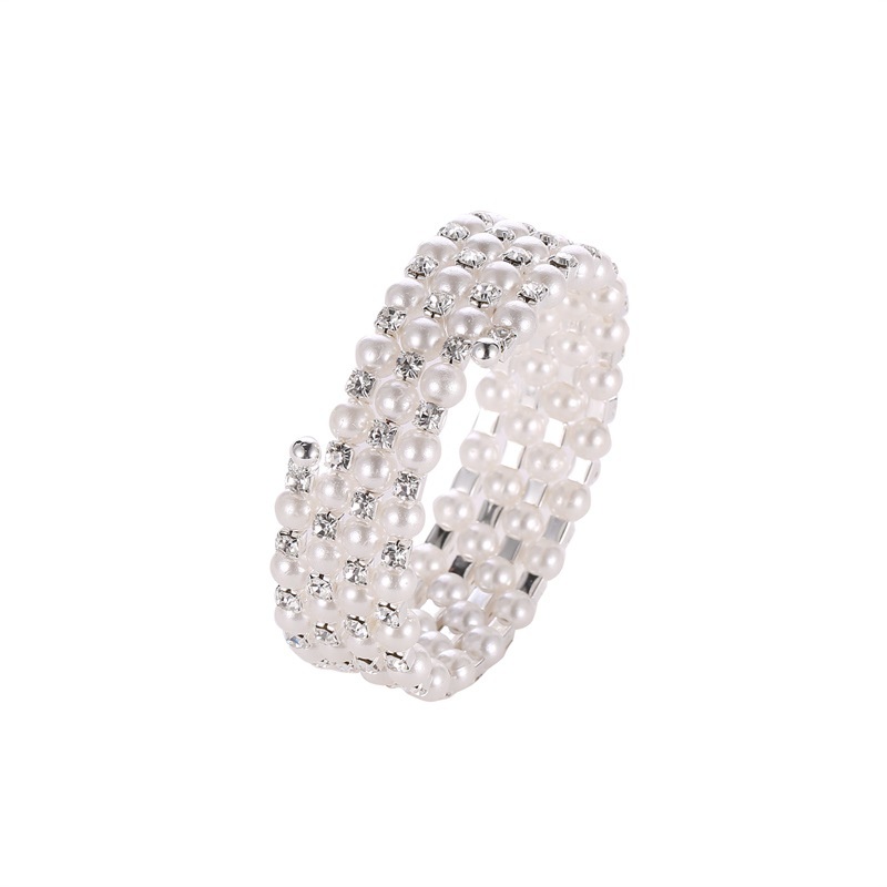 Vòng Tay Xoắn Ốc Bốn Lớp Đính Đá Ngọc Trai Toàn Diện Cho Cô Dâu