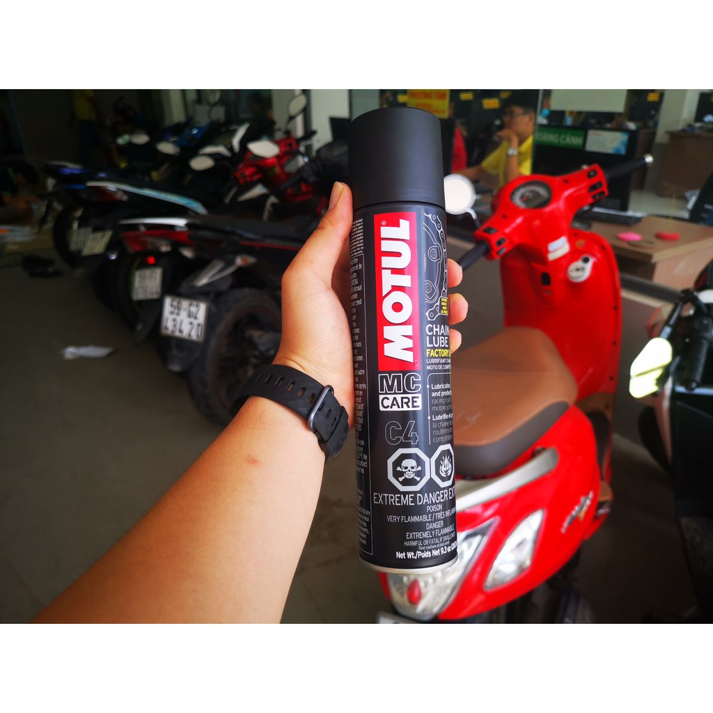 Vệ Sinh Dưỡng Sên Motul C4 Dòng Cao Cấp 400ml