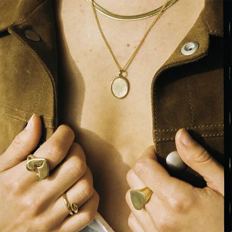 Nhẫn Hình Trái Tim Màu Sắc Cổ Điển Dành Cho Nữ