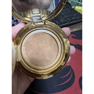 Phấn nước tặng kèm lõi