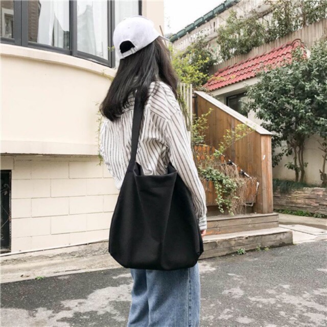 Túi đeo chéo size to, bản to ulzzang (có sẵn, điều chỉnh được chiều dài quai)