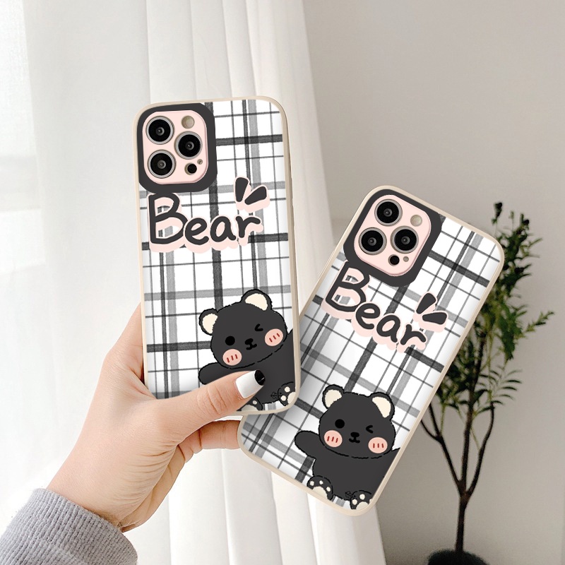 Ốp Iphone Gấu Black Bear má hồng nền caro ốp lưng iphone viền vuông đủ mã từ 6 đến 13promax