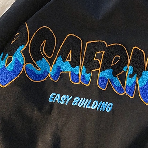 Áo Thun Tay Ngắn Form Rộng Với Họa Tiết Thêu Theo Phong Cách Preppy