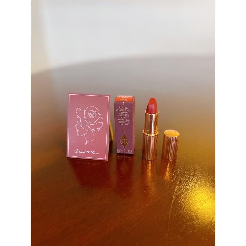 Son Charlotte Tilbury Matte Revolution Lipstick