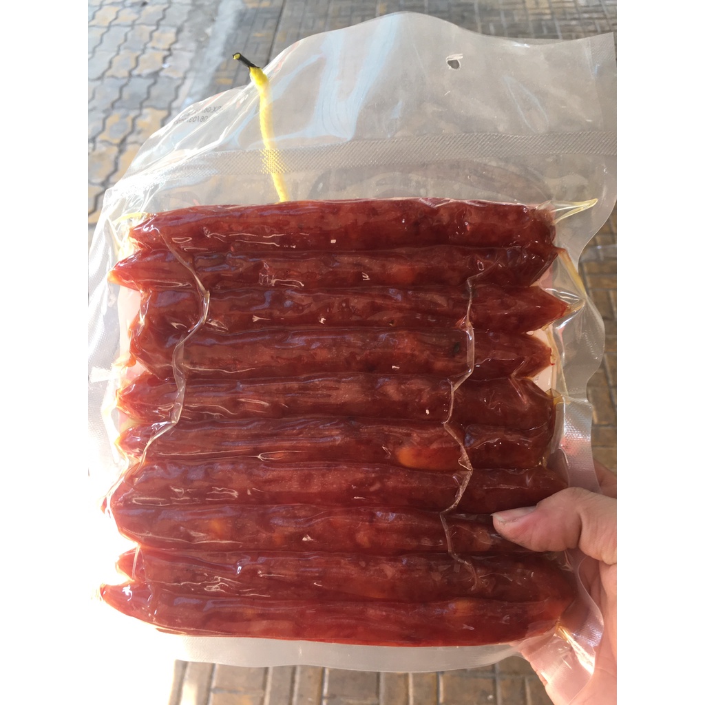 Lạp xưởng Tôm loại ngon túi hút chân không 500gram như hình