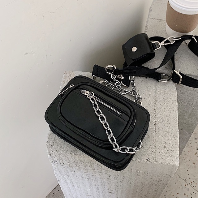 Túi hộp da trơn tặng kèm móc khoá cá tính S051 | BigBuy360 - bigbuy360.vn