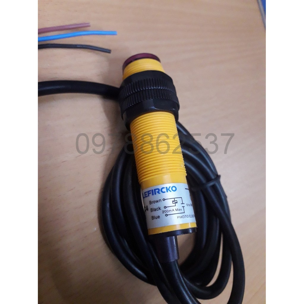 Cảm Biến Vật Cản Hồng Ngoại E3F-DS30C4- 3 dây-DC24v-NO-NPN