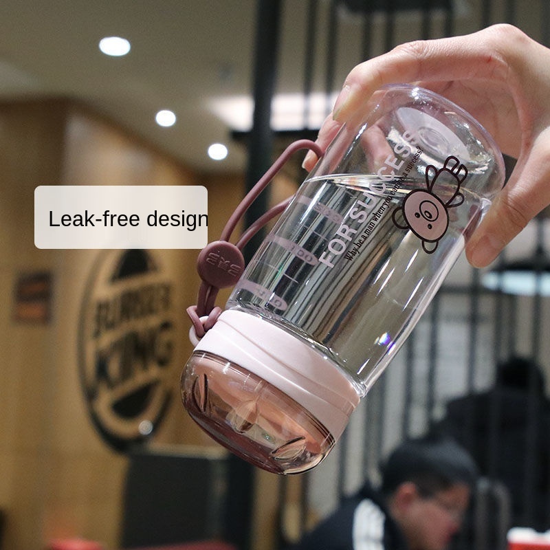 Bình nước thể thao bằng nhựa trong suốt đơn giản và nhỏ gọn cho nữ