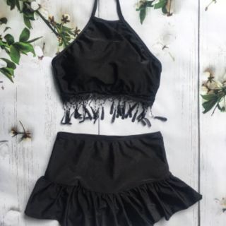 bikini yếm đen tua váy đuôi cá( kèm hình thật)