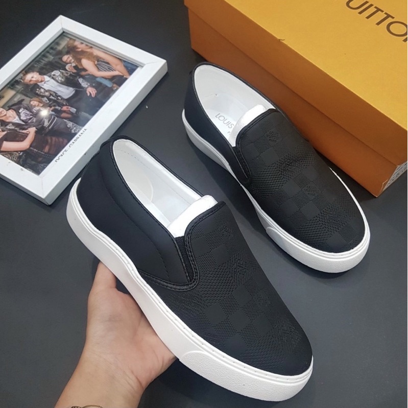 Giầy sục thời trang nam có hoạ tiết thêu, Giầy slip on phong cách giới trẻ btshop từ 38 đến 42