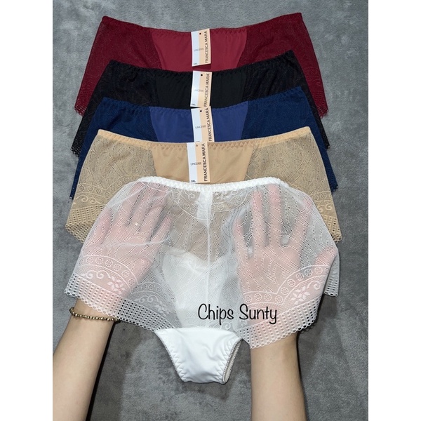 Quần ren hoạ tiết bigsize