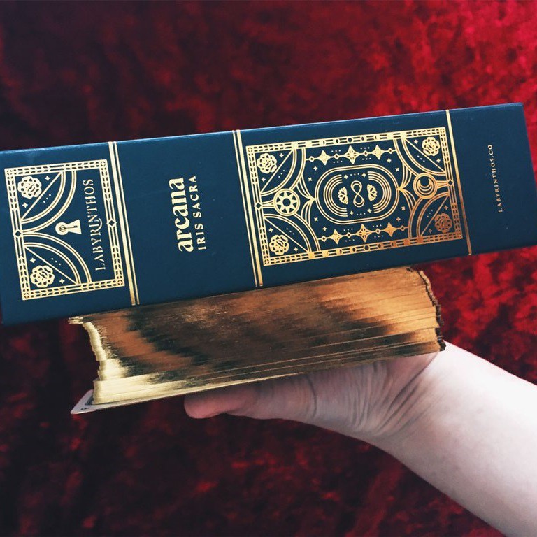 Bài Arcana Iris Sacra Tarot