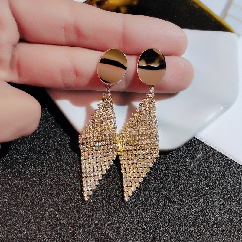 Bông Tai Kẹp Dài Đính Kim Cương Lấp Lánh Tinh Tế Thời Trang