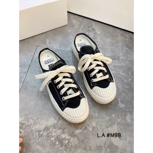 Giày sục  hottriend