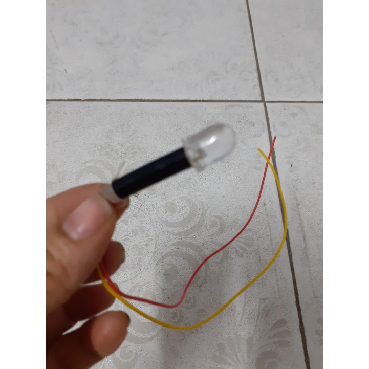 Đèn led 7 màu dùng pin 9V để trang trí, làm đầu lân hoặc cho học sinh thực hành